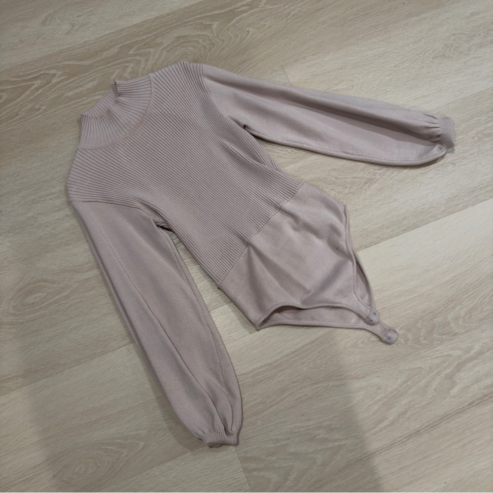 Zara Light Pink Ribbed Bodysuit